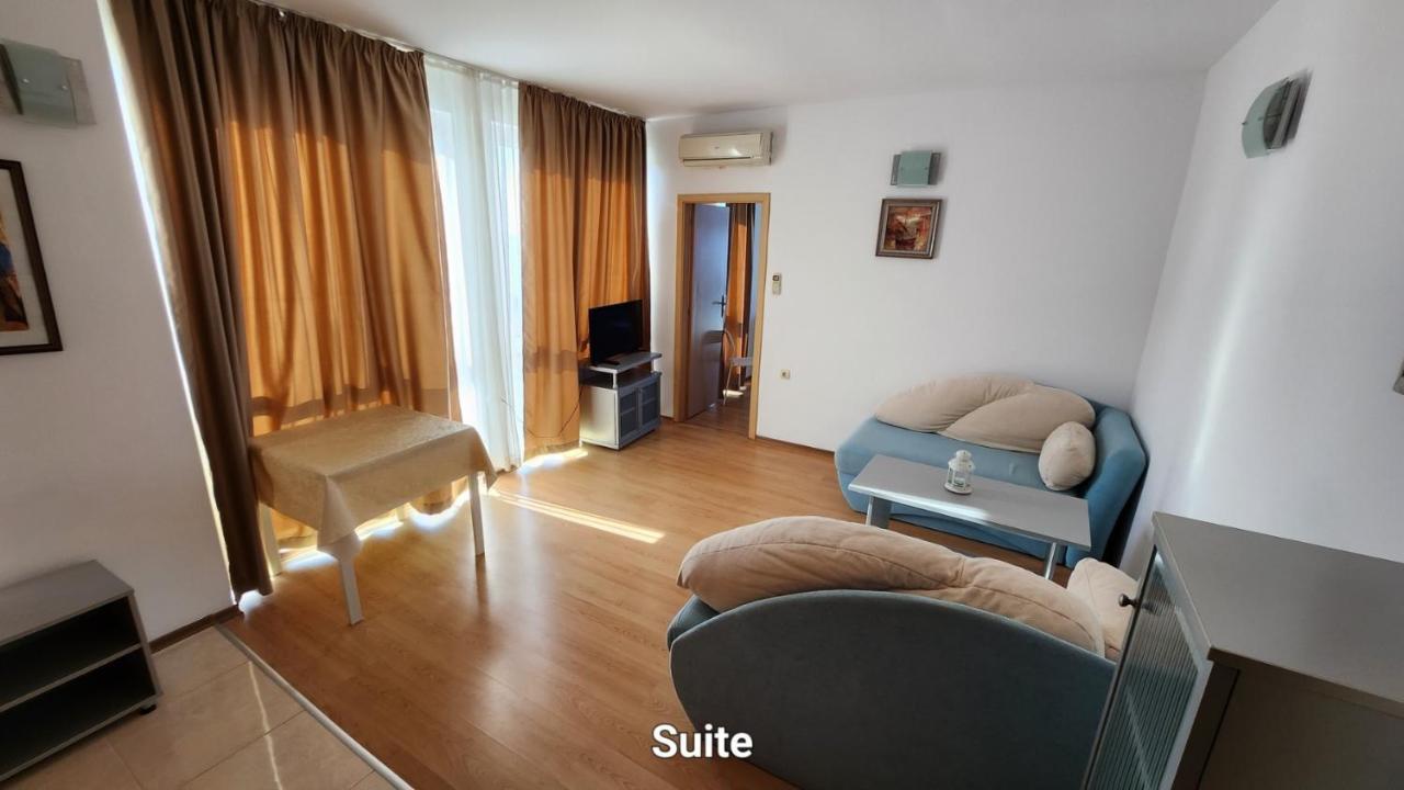 Nushev Hotel Sveti Vlas Εξωτερικό φωτογραφία