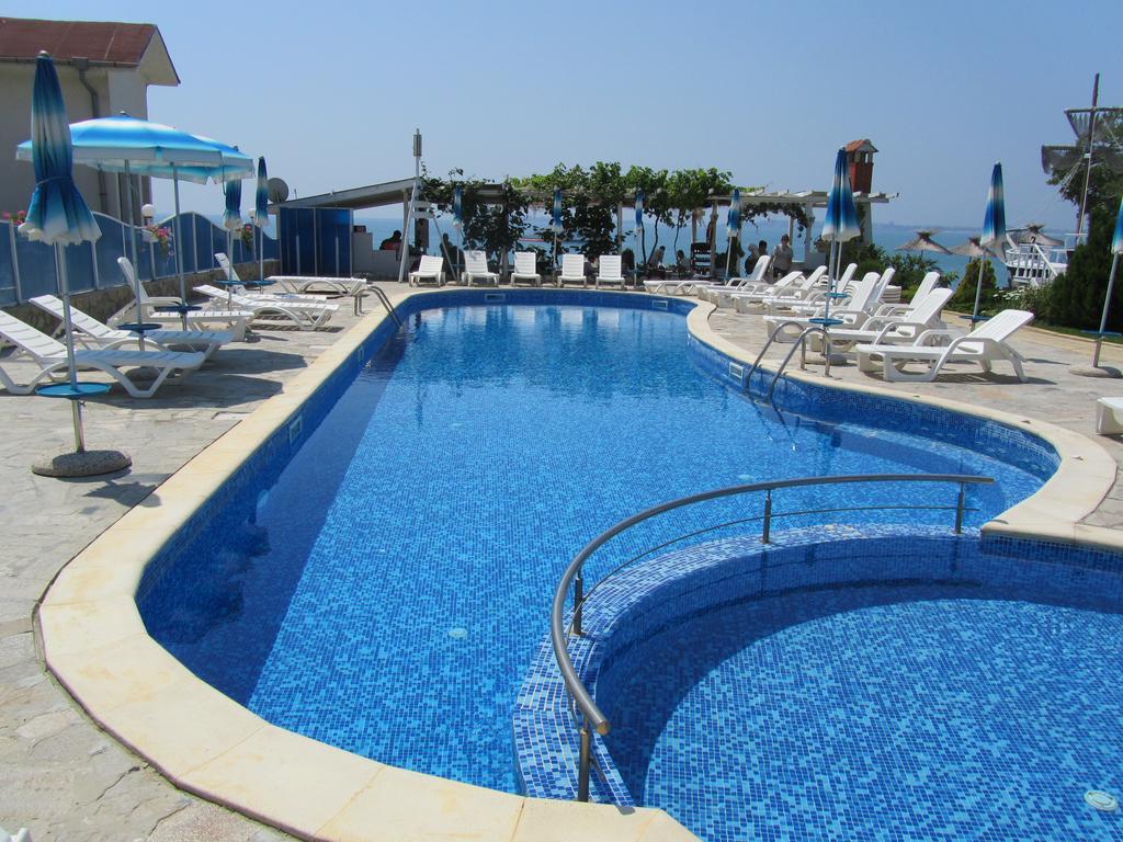 Nushev Hotel Sveti Vlas Εξωτερικό φωτογραφία