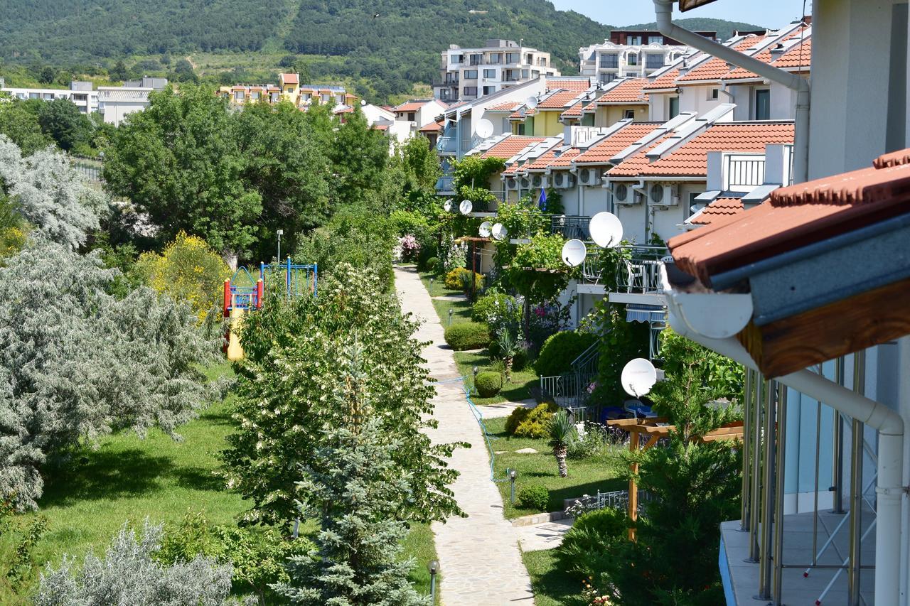 Nushev Hotel Sveti Vlas Εξωτερικό φωτογραφία